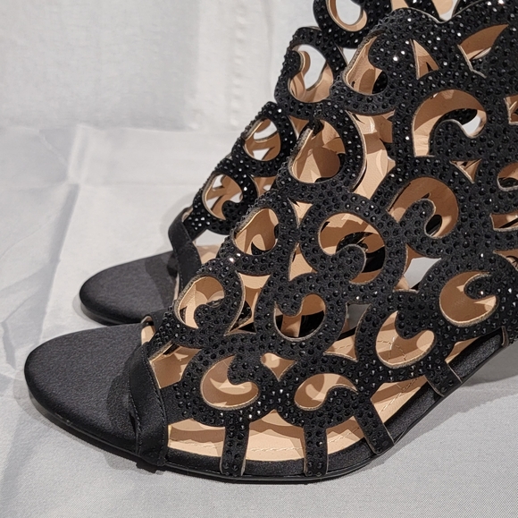 J. RENEE Mcwayfalls Dress Heels Size 10W (NWOT) - Picture 3 of 16